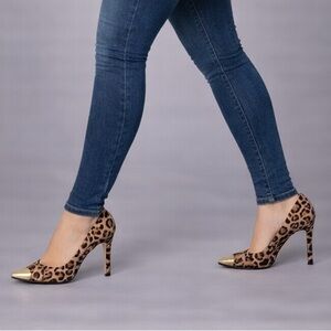 Leopard Print Stiletto Heels with Gold Toe | Chic & Elegant | Size 10